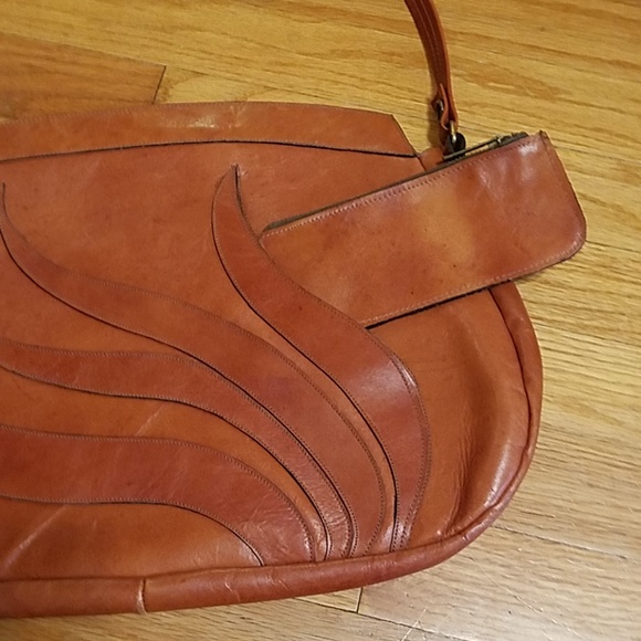 Vintage Handbags - Gorgeous Leather Vintage Purse